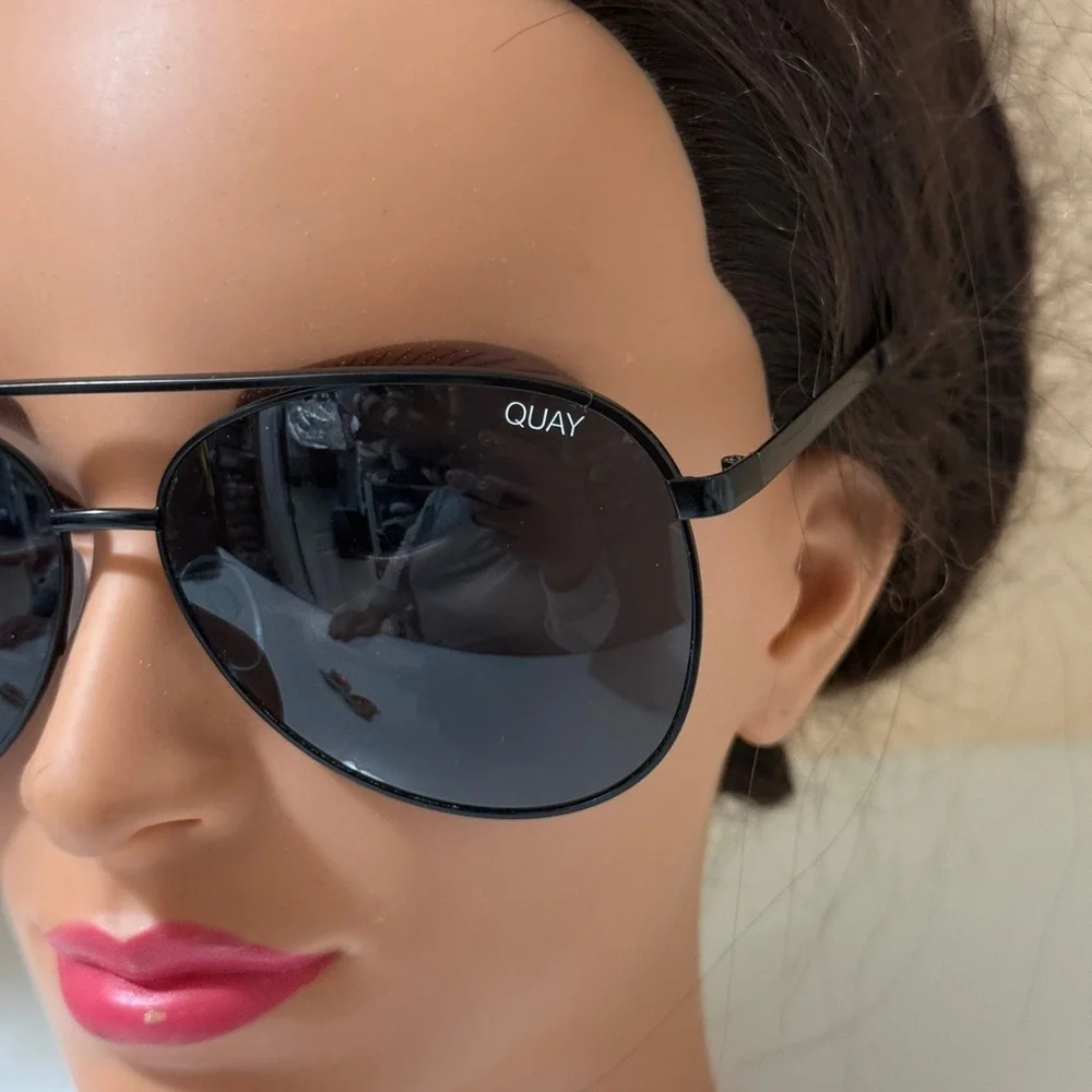 Quay Australia Dark Lens Aviator unisex Sunglasses